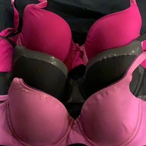 Victoria Secret lined Demi bra